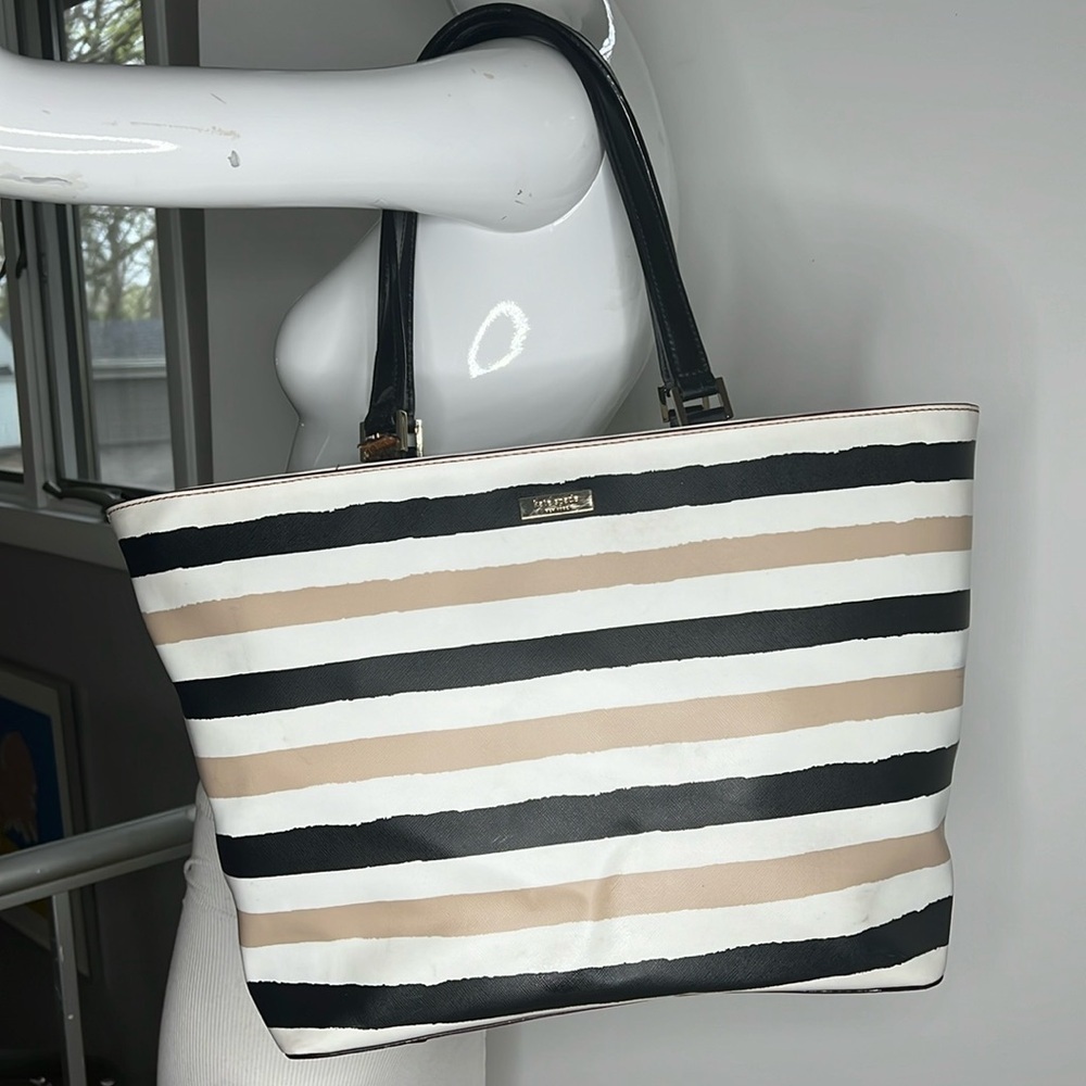 Kate Spade New York Grant Street Jules Grainy Vinyl Zip Top Shoulder Tote Bag